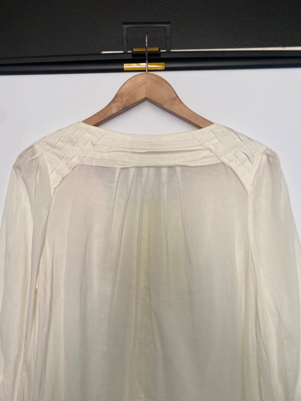 Anthro Maeve 12 Ruffle Button Front Top - Picture 9 of 12